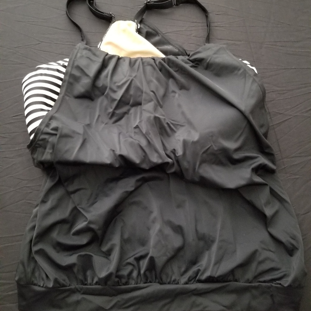 Cacique swim top
